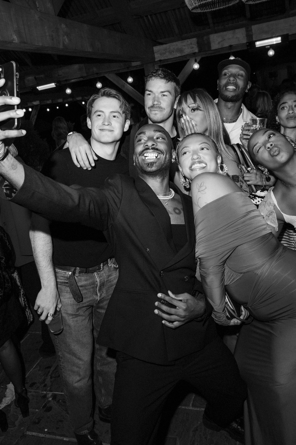 0019.gqHeroes jdk 040725.bw