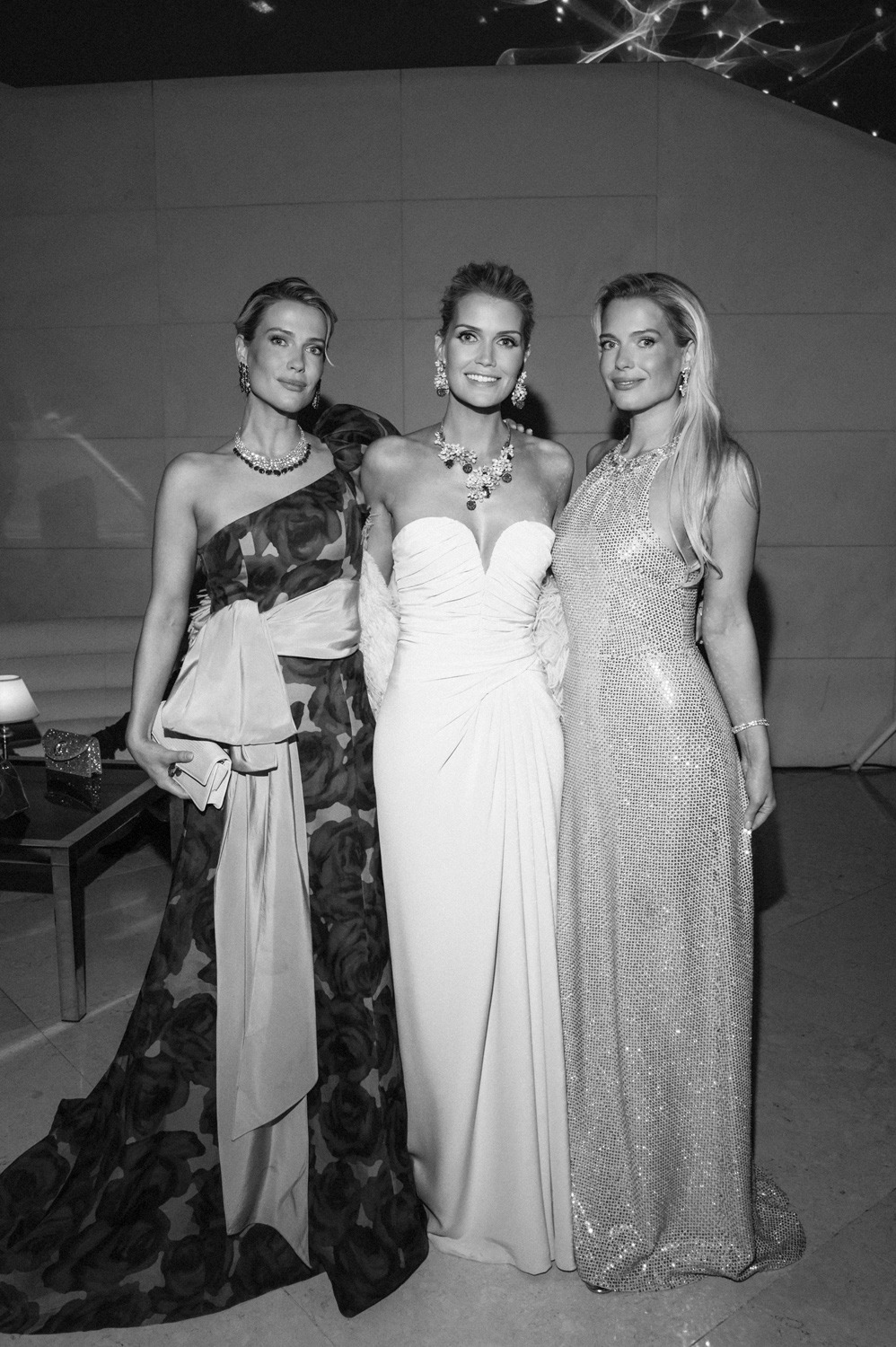 0612.theBritishMuseum thePinkBall @jamesdkelly.L1214048 0612.theBritishMuseum thePinkBall @jamesdkelly.L1214048